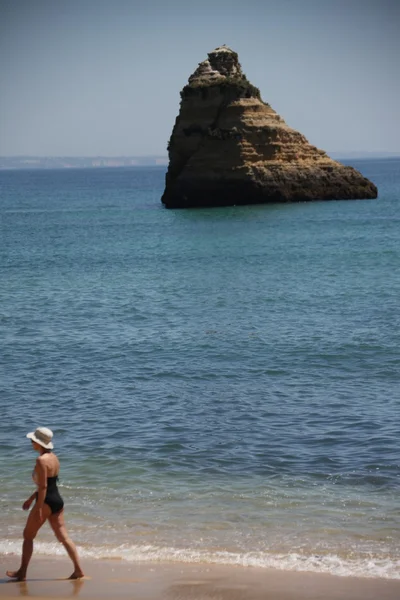 Sexy Frau am Strand — Stockfoto