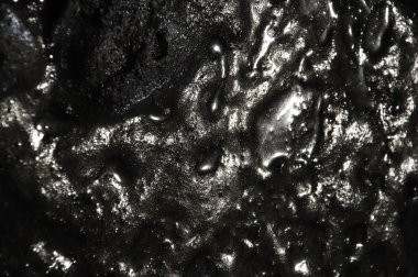 Su dalgaları gün ışığında