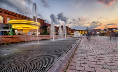 Manufaktura alışveriş merkezi - Lodz