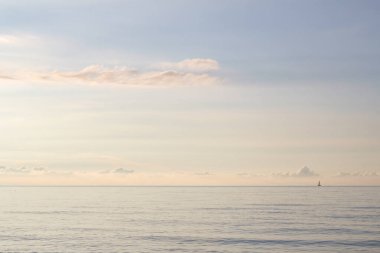 Baltık Denizi 'nde gün batımı - gemiyle manzara