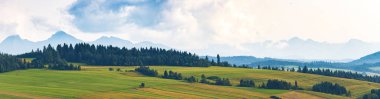 Niedzica 'dan Tatra Dağlarına bak