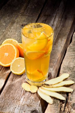 Buzlu limonata. Yakından.