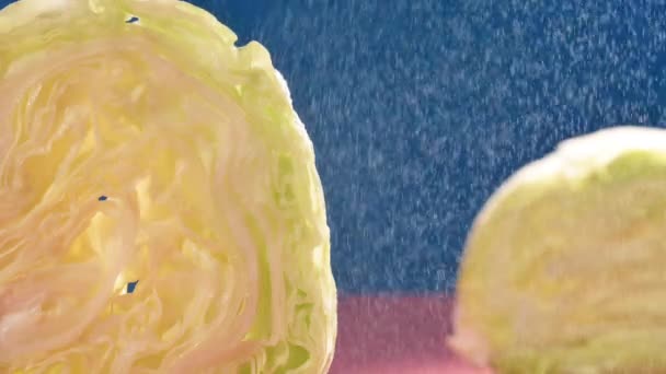 卷心菜用水浸湿 — 图库视频影像