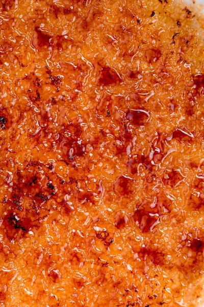 Şeker hamurlu creme brulee. Yaklaş.. 