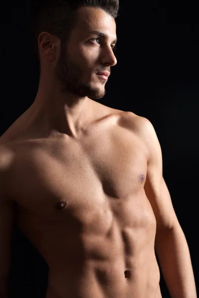 Shirtless mladý muž上半身裸の若い男 — Stock fotografie