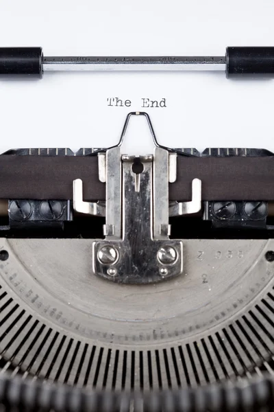 El mensaje final impreso en la máquina de escribir — Foto de Stock