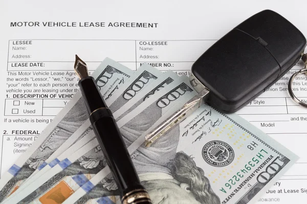 Lease van motorvoertuigen Document overeenkomst — Stockfoto