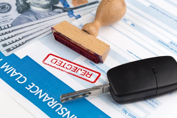 Auto insurance claim form — Stock Photo, Image