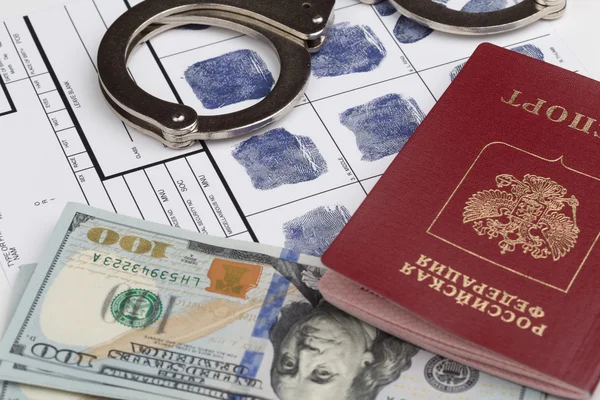 Orosz utazási útlevéllel rendelkező ujjlenyomat-kártya — Stock Fotó