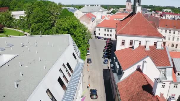 Vista aérea sobre a cidade. — Vídeo de Stock