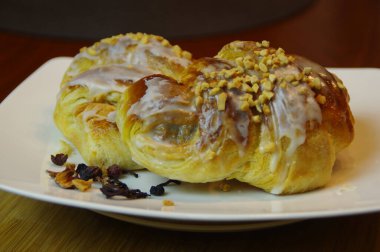 Rogal Swietomarcinski tatlı pastası. Geleneksel Cila St. Martins pastası. Tipik Poznan pastanesi. Kasım bölgesel mutfağı.