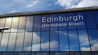 Edinburgh, İskoçya 'ya iniş yapan bir jet uçağı canlandırma yapıyor. Cam havaalanı terminali ve uçağın yansıması ile şehre varış. Seyahat, iş, turizm ve ulaşım kavramı.