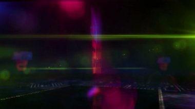 HTML5 geliştirme sembolü, internet teknolojisi, web programlama dili ve www ağ kodlama kavramı. Bilgisayar işlemcisi üzerinde uçan 3D simge. Fütürist soyut kavram kusursuz döngü animasyonu.