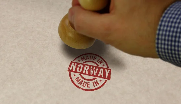 ノルウェーのスタンプとスタンピングの手で作られた 製造業 生産国の概念 — ストック写真