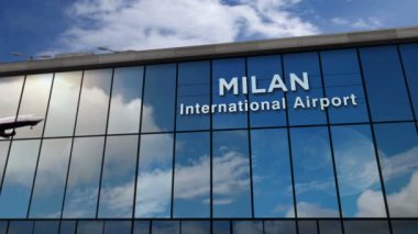 Milan, İtalya 'ya 3 boyutlu bir jet uçağı iniyor. Cam havaalanı terminali ve uçağın yansıması ile şehre varış. Seyahat, iş, turizm ve ulaşım kavramı.