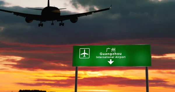 Vliegtuig Silhouet Landing Guangzhou China Aankomst Stad Met Luchthaven Richting — Stockfoto