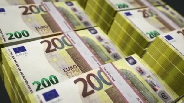 ユーロマネーパックループ3Dアニメーション 200ユーロ紙幣束の上を移動するカメラ 欧州における金融 経済危機 景気後退 債務のループ可能なシームレスな概念 — ストック動画
