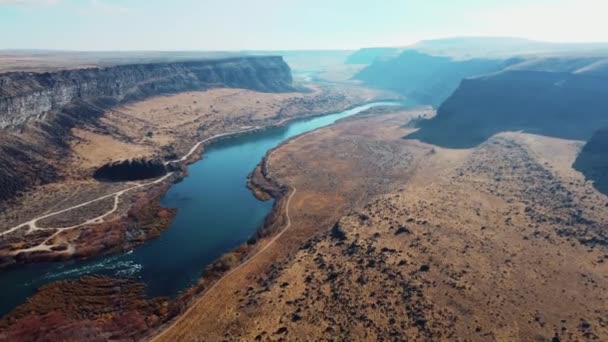 Vista aérea del dron Snake River Canyon, Idaho. Vista superior — Vídeo de stock