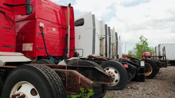 Wide shot of parts Old Broken Truck in a Scrap Yard near the City — Stock Video