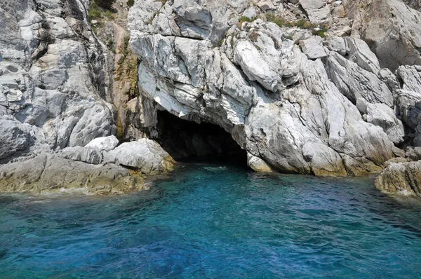 Isola d'Elba - view of grotta azzurra — ストック写真