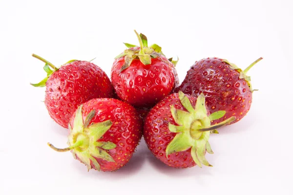 Aardbeien op witte geïsoleerd — Stockfoto