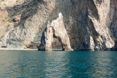 Ünlü Golden Gate rock Karadağ Milli Parkı'nda