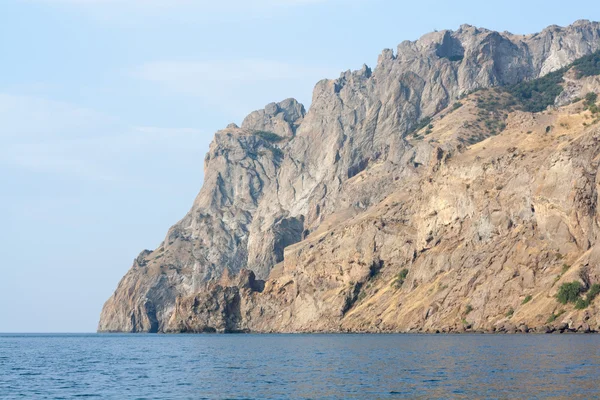 Kırım Dağları ve deniz — Stok fotoğraf