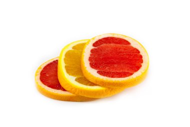 dilimlenmiş ve yığılmış greyfurt