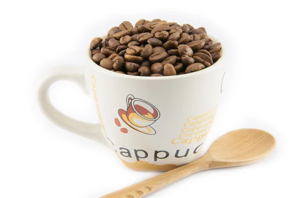 Kopje koffie bonen geïsoleerd vol — Stockfoto