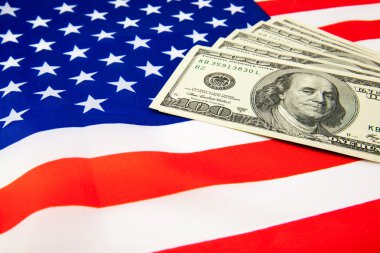 Amerikan doları ve bayrağı