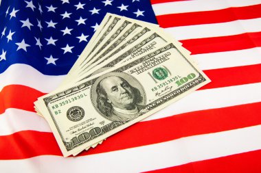 Amerikan doları ve bayrağı