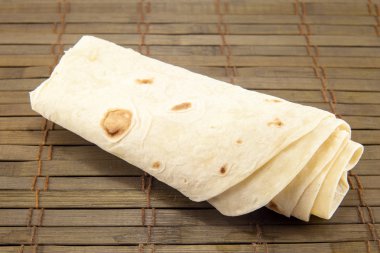 İzole büyük ince pide,