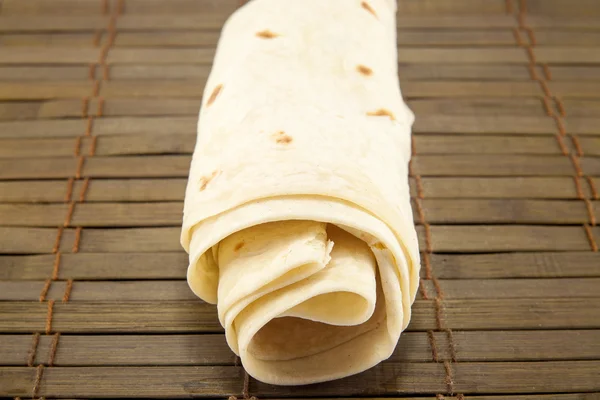 Pão pita isolado — Fotografia de Stock