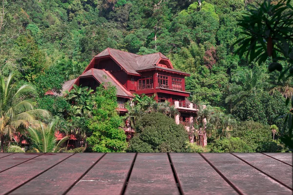 Beautiful penthouse in the forest — Φωτογραφία Αρχείου