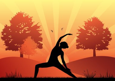 Gün batımı arka plan Yoga pratik kadın