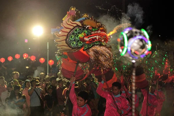 Pattaya Tailandia Febrero 2015 Espectaculares Celebraciones Del Año Nuevo Chino — Foto de Stock