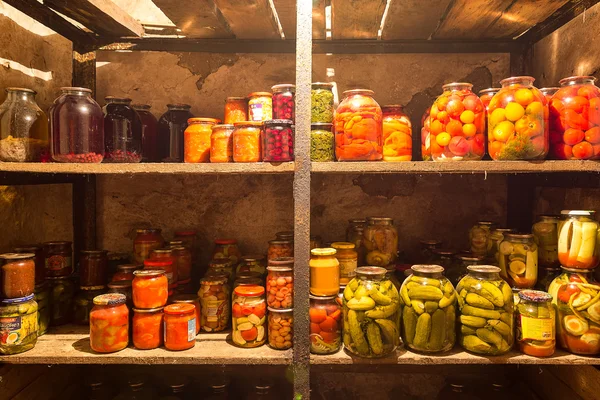 Bodegas de fotos con conservación — Foto de Stock