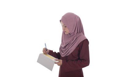 Çekici Müslüman işkadını beyaz backgr ile çek imzalama