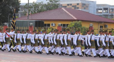 Malaysians Milli günü geçit törenine katılmak.
