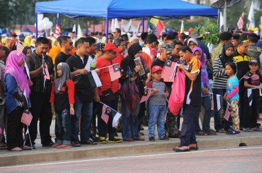 Malaysians Milli günü geçit törenine katılmak.