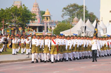 Malaysians Milli günü geçit törenine katılmak.