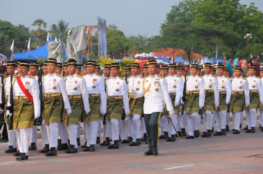 Malaysians Milli günü geçit törenine katılmak.