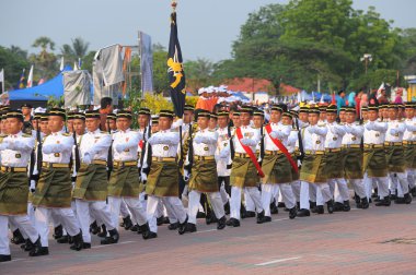 Malaysians Milli günü geçit törenine katılmak.