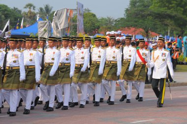Malaysians Milli günü geçit törenine katılmak.