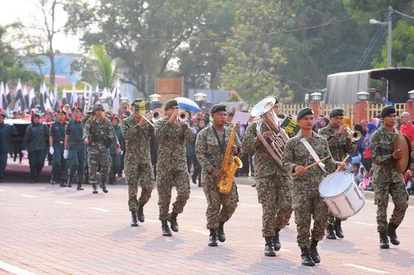 Kuantan-sie 31:Malaysians udziału w święto narodowe defilada, ce — Zdjęcie stockowe