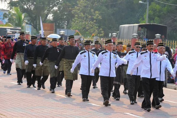 Kuantan-srpen 31:Army veteránů zúčastnit národní den parade, — Stock fotografie