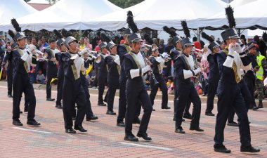Kuantan-Ağustos 31:Malaysians üzerinde 31 Ağustos 2015 yılında Kuantan, Pahang, Malezya bağımsızlık 58 yaşını kutluyor Ulusal günü yürüyüşü, katılmak.