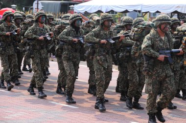 Kuantan-Ağustos 31:Malaysians üzerinde 31 Ağustos 2015 yılında Kuantan, Pahang, Malezya bağımsızlık 58 yaşını kutluyor Ulusal günü yürüyüşü, katılmak.