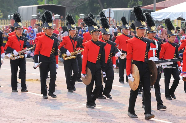 关丹 Aug 31:Malaysians 参加国庆阅兵，在 2015 年 8 月 31 日在关丹，彭亨，马来西亚庆祝独立 58 周年. — 图库照片