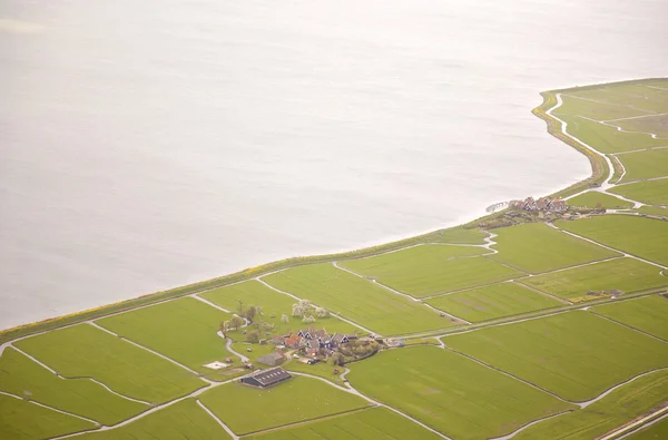 Tarihi Marken Adası, Hollanda'nın havadan görünümü — Stok fotoğraf